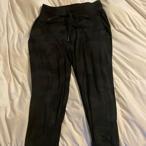 Lululemon joggers